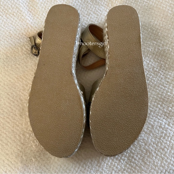 🏆LFL by Lust for Life Metallic Gold Wedges🏆 - Picture 5 of 5